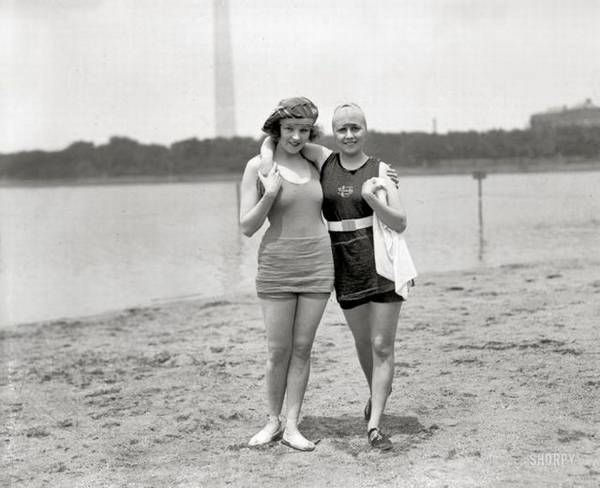 Name:  how-beaches-looked-100-years-ago09.jpg
Views: 444
Size:  33.6 KB