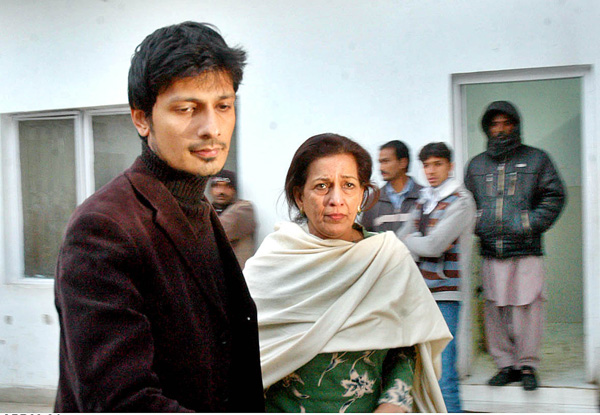 Name:  Special Assistant to Prime Minister on Social Sector Shahnaz Wazir Ali arrives at Poly Clinic Ho.JPG
Views: 2734
Size:  108.1 KB