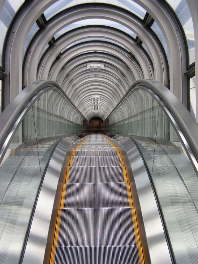 worlds-highest-escalator-umeda-district-kita-ku-6.jpg