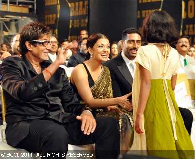 Name:  Slumdog Millionaire' child actress Rubina Ali is seen introducing herself to Amitabh Bachchan.jpg
Views: 5807
Size:  22.8 KB