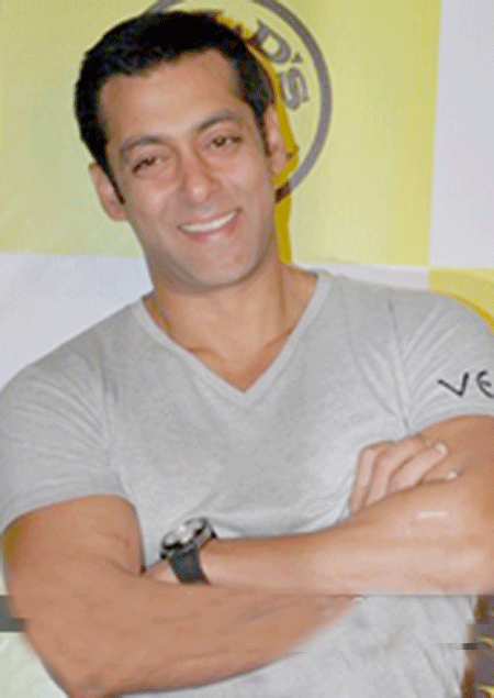 Name:  salman10.gif
Views: 574
Size:  141.3 KB