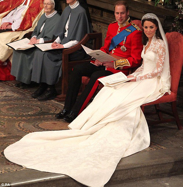 Name:  Wedding Pictures of Prince William and Kate (6).jpg
Views: 1453
Size:  110.6 KB