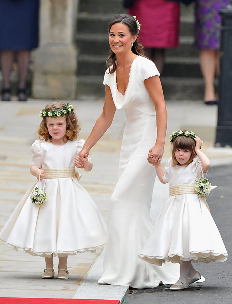 Name:  Sister of the bride and Maid of Honour Pippa Middleton holds hands with Grace Van Cutsem and Eli.jpg
Views: 849
Size:  68.4 KB