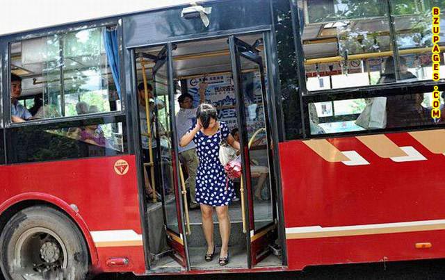 Name:  Mobile Phone Users; Be Alert -Watch Out (1).jpg
Views: 464
Size:  87.5 KB