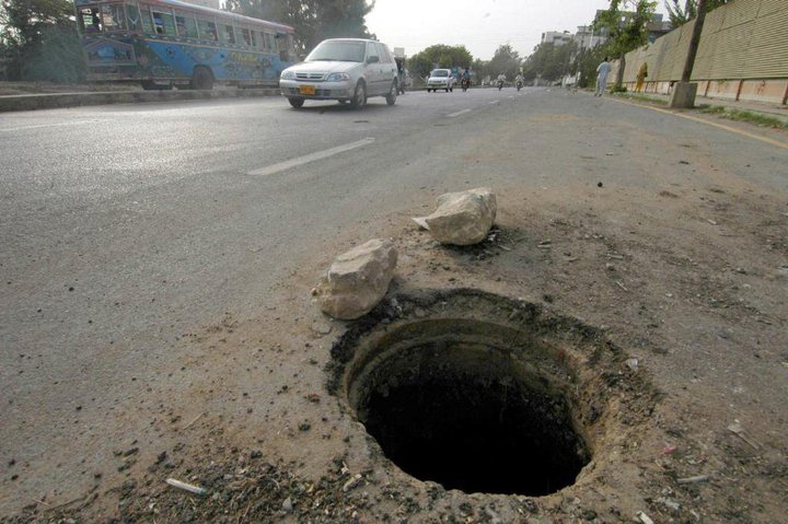 Name:  Gutter Hole.jpg
Views: 1652
Size:  84.9 KB