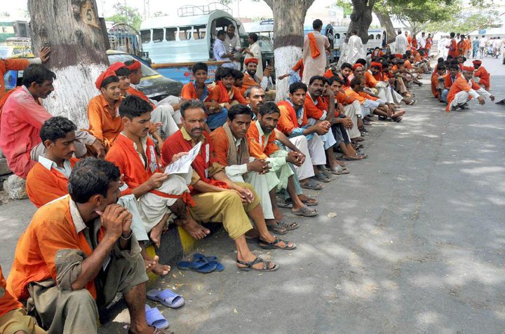 Name:  Qulli on station.jpg
Views: 716
Size:  110.2 KB