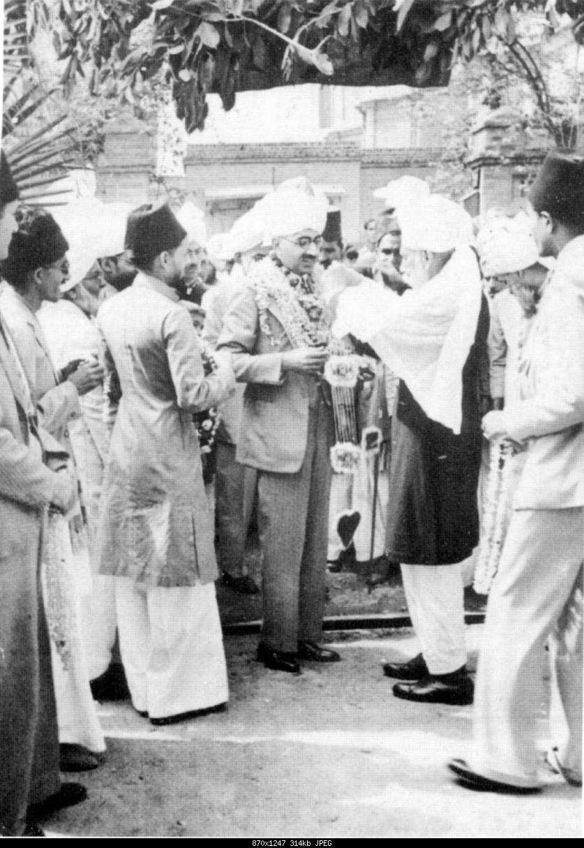 Click image for larger version

Name:	Sir Sikandar Hayyat Khan, Governor of Punjab.jpg
Views:	210
Size:	313.7 KB
ID:	26709