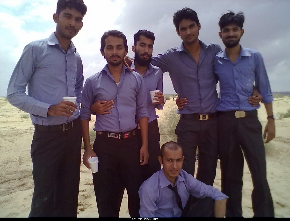 Click image for larger version

Name:	Me with freind ,, MTB trip desert.jpg
Views:	268
Size:	151.5 KB
ID:	26715