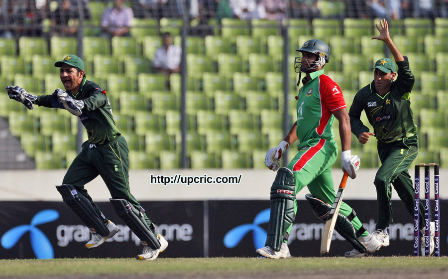 Bangladesh ko sabak sikhane k liye Pakistan nay qamar kas li-sarfraz-ahmed-successfully-appeals-wicket-mahmudullah-bangladesh-v-pakistan-1st-odi.jpg