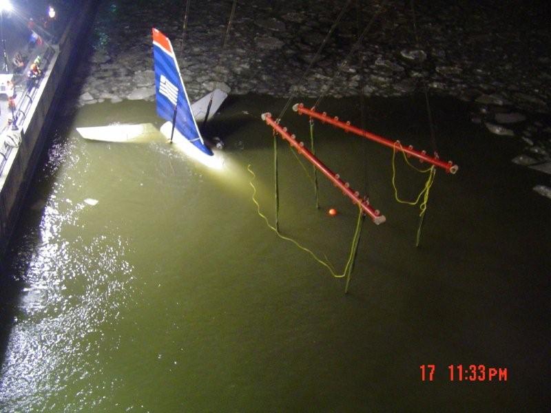 us-air-salvage-hudson-river-ny-download_3.jpg