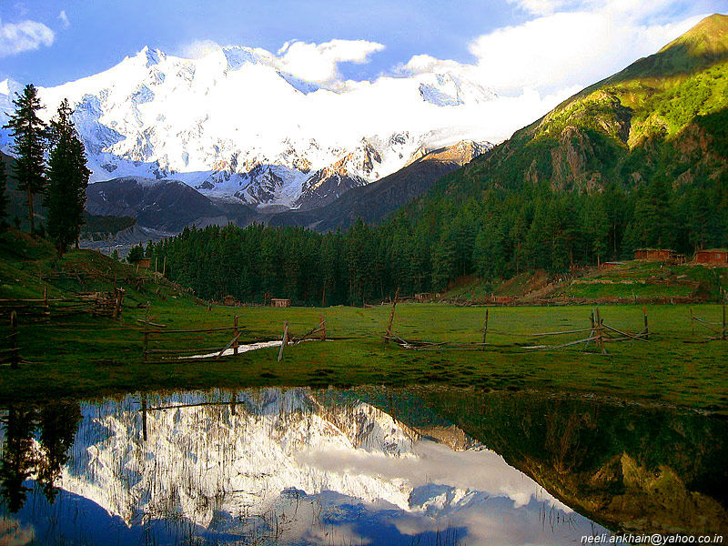 Name:  Ushu nad Utror valleys of Swat. Hidden Lake Karumbar .jpg
Views: 6338
Size:  174.4 KB