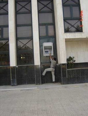 Name:  download_004.jpg
Views: 379
Size:  22.3 KB