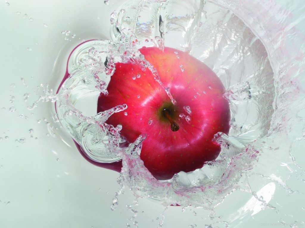 Apple in Water