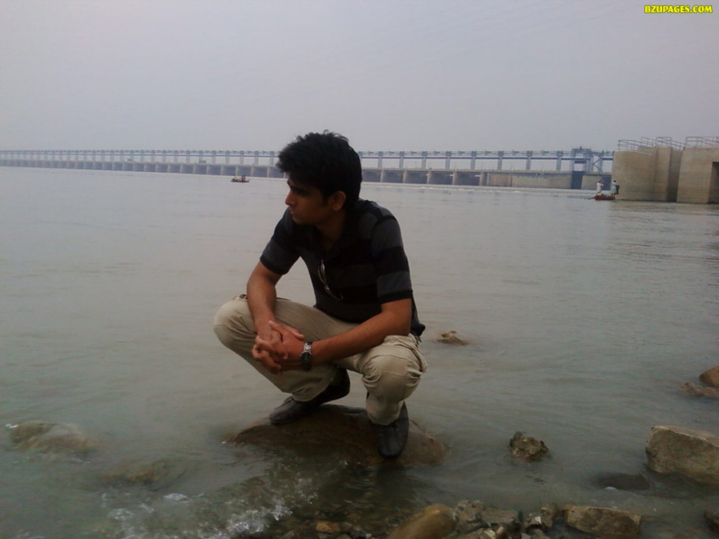 Ahmad looking around