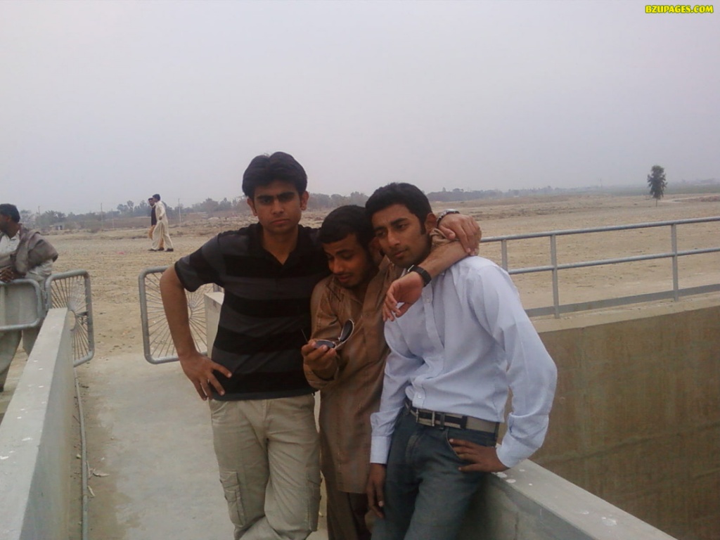 Ahmad, Shah rukh, Taha