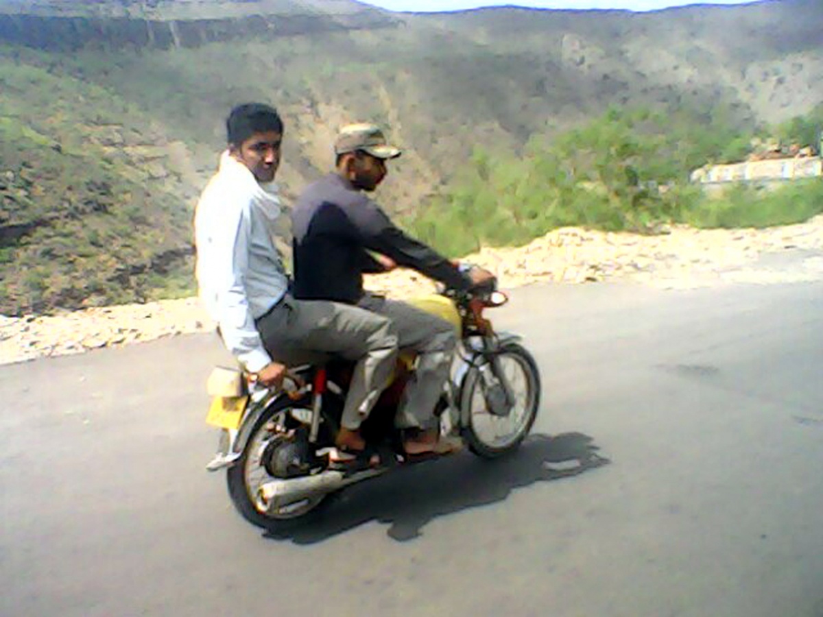 Shoaib and Saqlain Came back to ward Multan on Bike