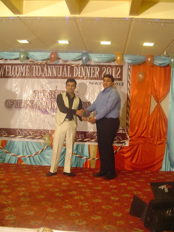 HOD Reviving Teacher of 2012 award to Sir Ahsan Raza