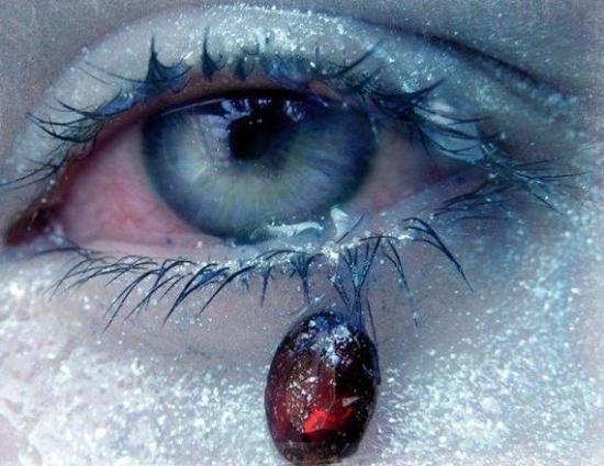 eye weeping
remember me? I once meant everything to u.
