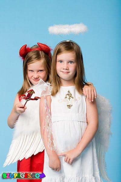 Twins in Different Moods (15)